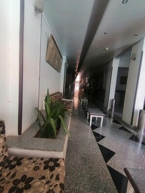 Interior - New Windsor Hotel (Luxor)