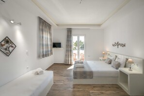 Studio (3 Adults) | In-room safe, soundproofing, free WiFi, bed sheets - Keti Kapri Studios (Naxos)