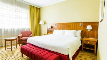 In-room safe, desk, laptop workspace, blackout drapes