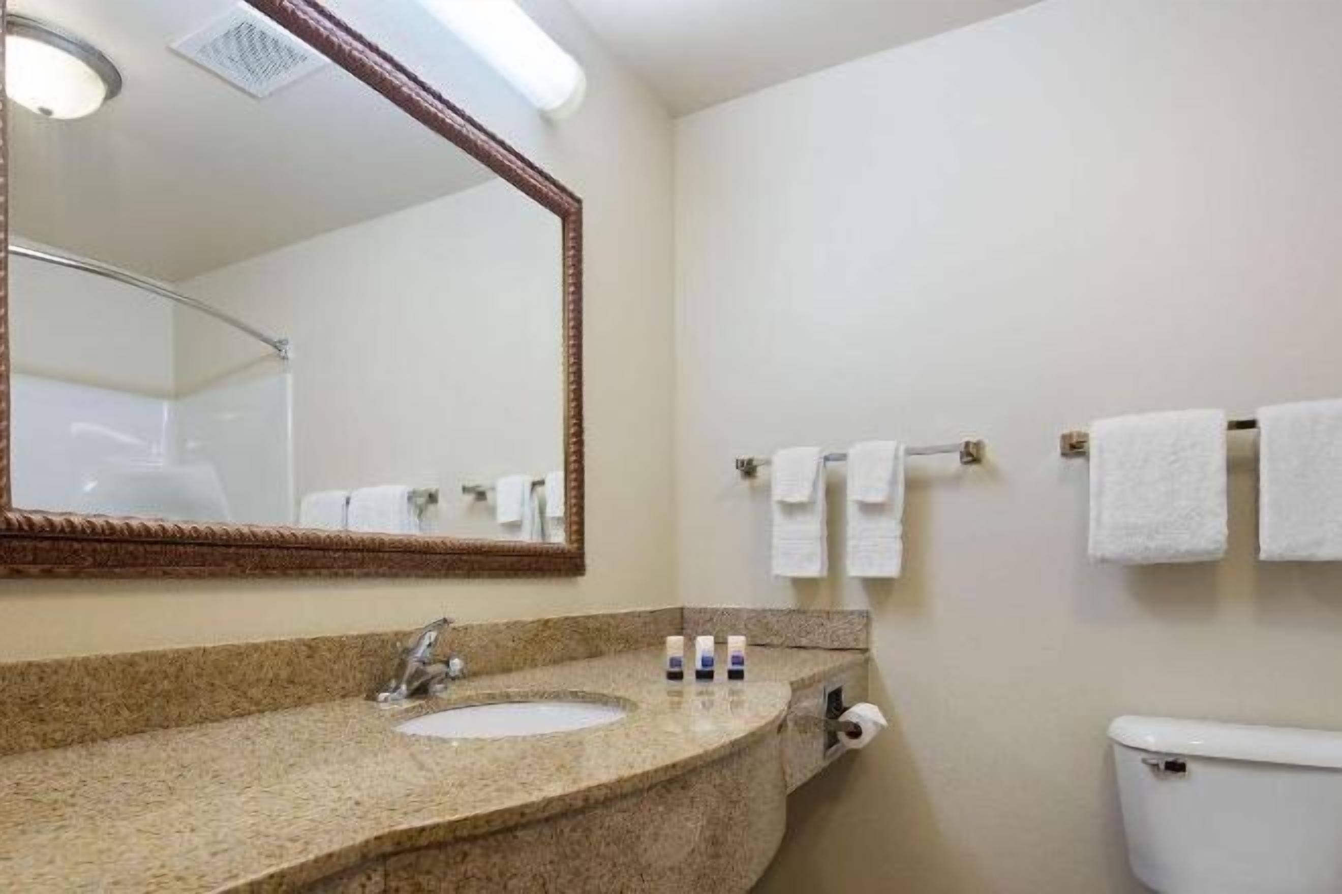 Bagno | Combinazione doccia/vasca, set di cortesia gratuito, asciugacapelli