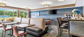 Best Western Legacy Inn & Suites Beloit/South Beloit