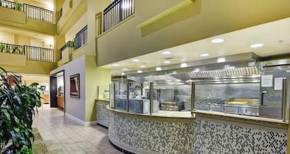Embassy Suites by Hilton Valencia
