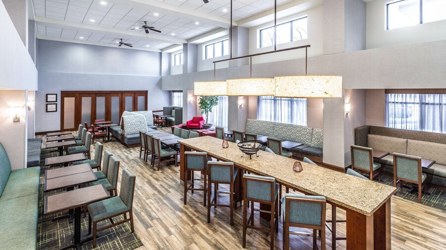 Hampton Inn Suites Minneapolis St Paul Arpt-Mall of America