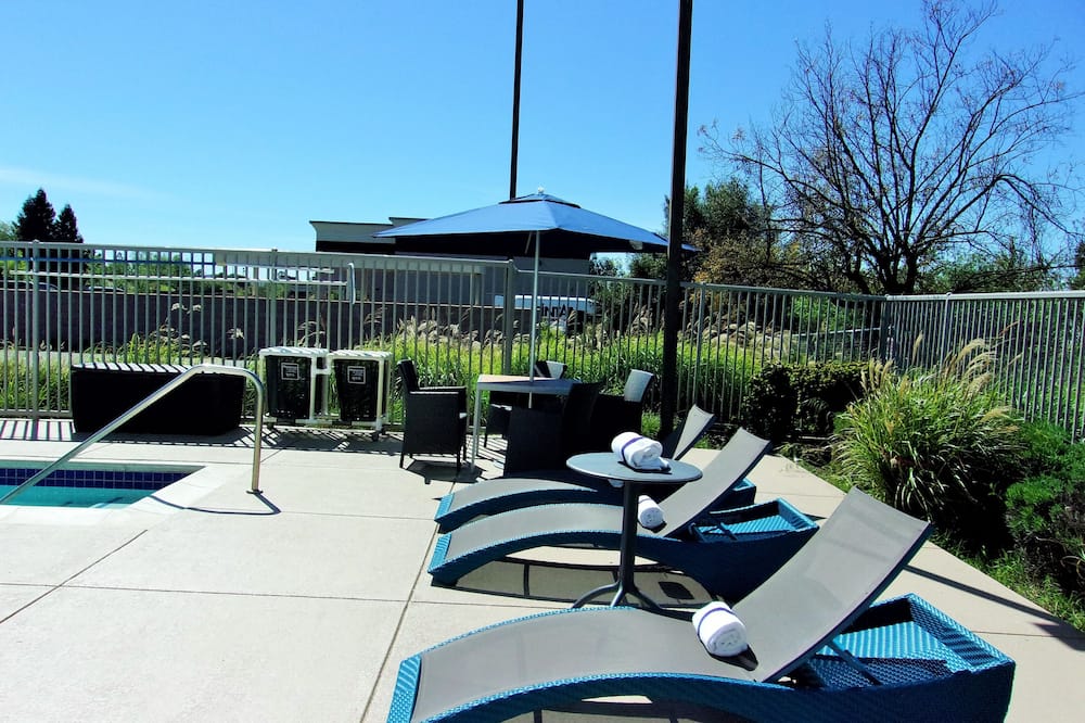 Hampton Inn & Suites Rohnert Park - Sonoma County