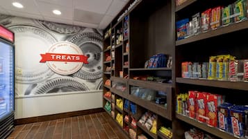 Snack bar