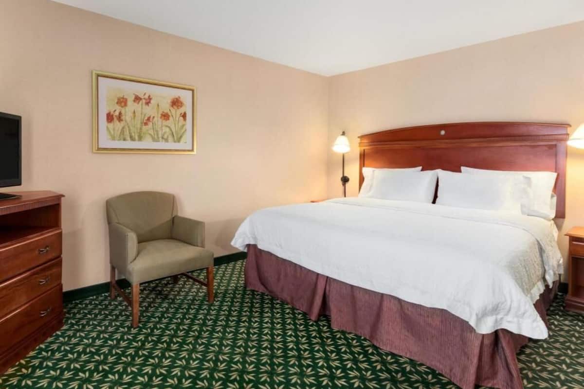 Premium bedding, desk, blackout drapes, iron/ironing board