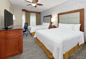 Blackout curtains, iron/ironing board, free rollaway beds - Homewood Suites by Hilton Hagerstown (Hagerstown)
