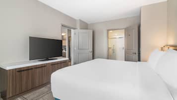 Hypo-allergenic bedding, Tempur-Pedic beds, desk, laptop workspace
