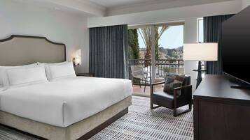 Egyptian cotton sheets, premium bedding, pillow-top beds, in-room safe