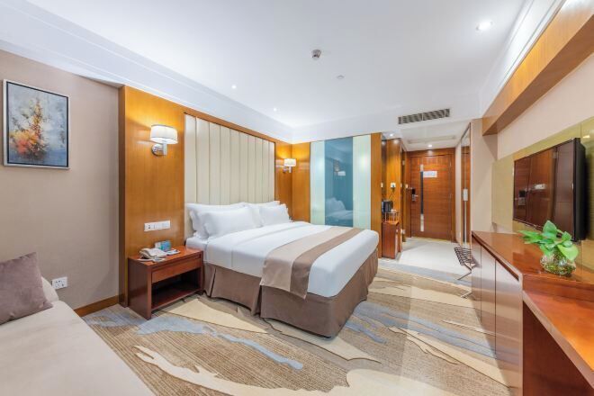 Premium bedding, down comforters, pillowtop beds, in-room safe