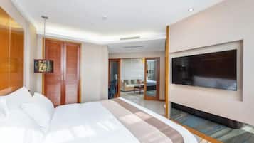 Premium bedding, down duvets, pillow-top beds, in-room safe