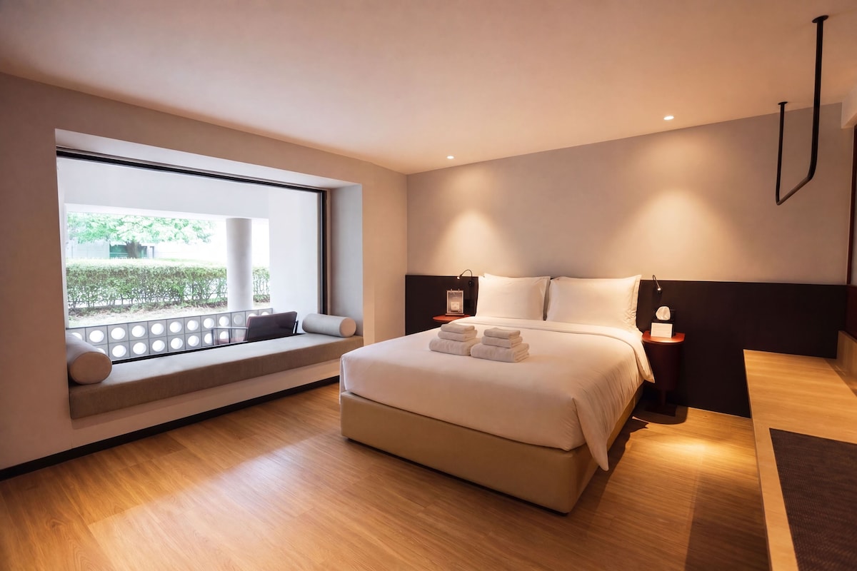 Terrace Room | Minibar, coffres-forts dans les chambres, fer et planche à repasser