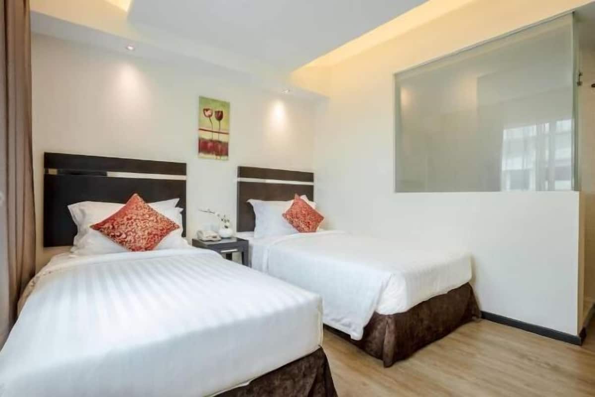 1 bedroom, minibar, in-room safe, desk