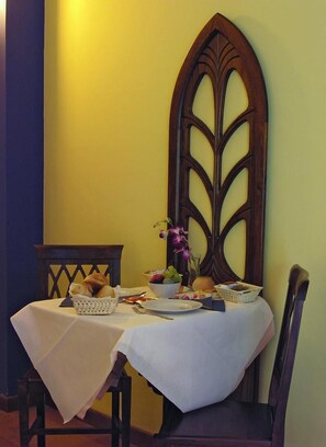 Free daily continental breakfast - JFI Hermitage (Assisi)
