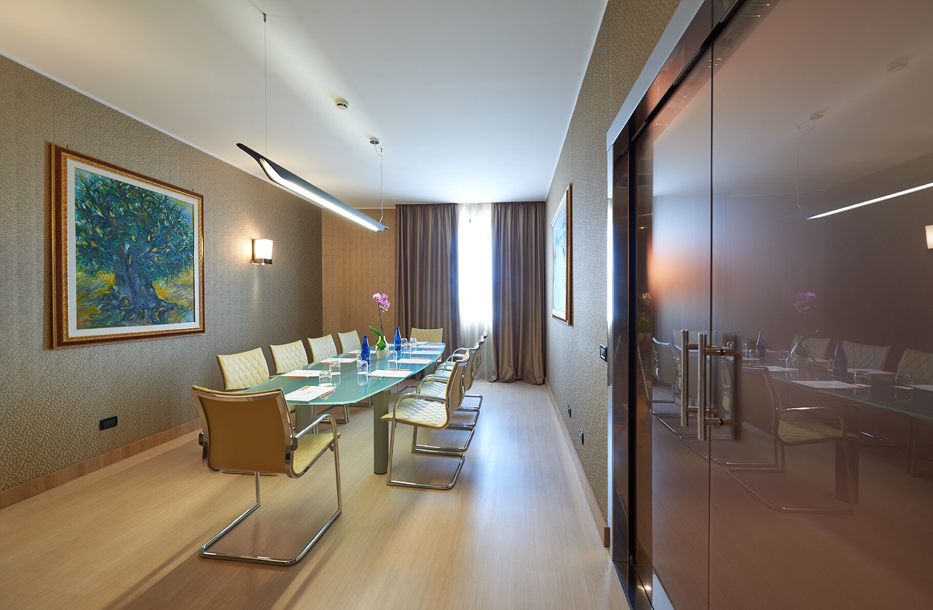 presidential suite | meeting facility