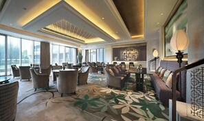 Bar (on property) - Dongjiao State Guest Hotel (Shanghai)