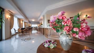 Hall
