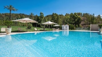 Udendørs pool, liggestole