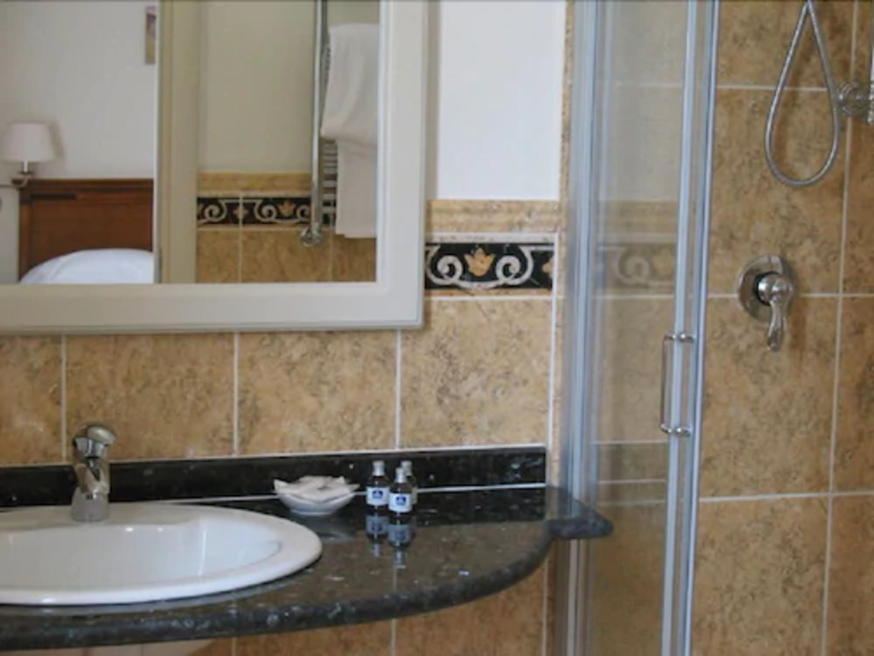 shower, free toiletries, hair dryer, bidet