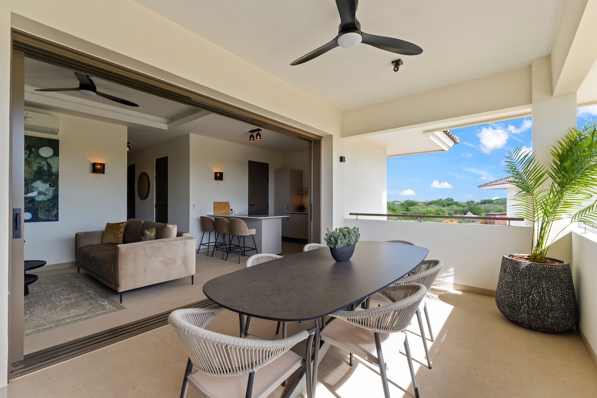 Luxury Apartment, 2 Bedrooms | Living area