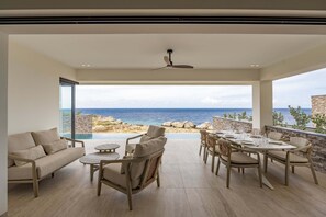 Ocean Front Luxury Apartment 2 bedroom | Terrasse/Patio