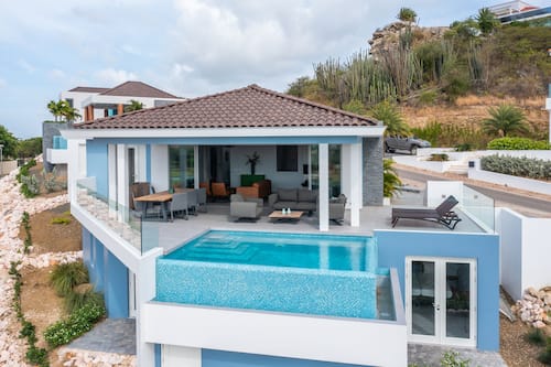 Villa Luxe | Façade de lâhĂ©bergement