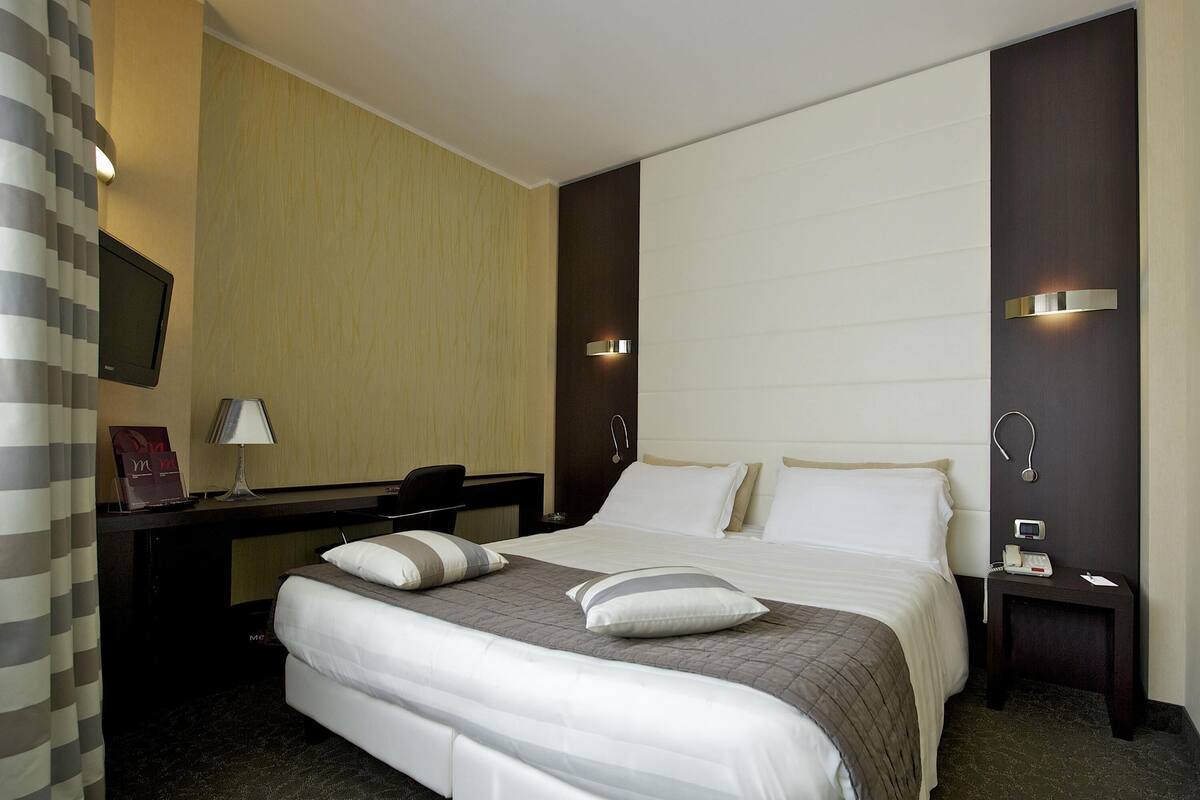 Superior kamer, 1 tweepersoonsbed | Luxe beddengoed, donsdekens, Select Comfort-bedden, een minibar