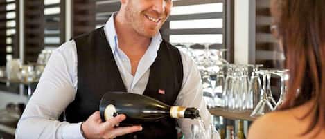 Bar (in der Unterkunft)