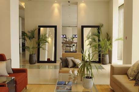 Lobby. E Hotel Spa & Resort Cyprus