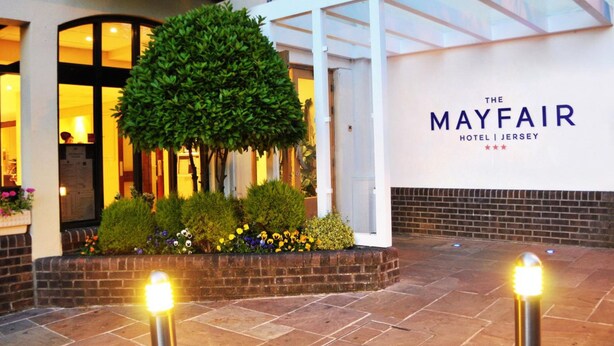 Property entrance - Mayfair (St. Helier)