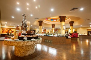 Desayuno buffet incluido todos los días 