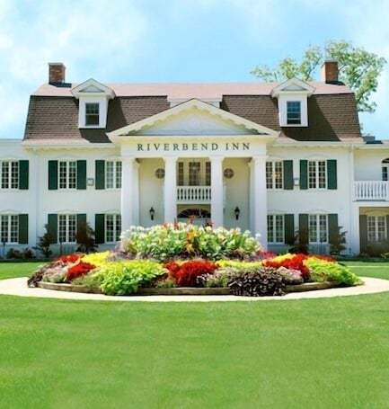 Entrada de la propiedad. Riverbend Inn and Vineyard