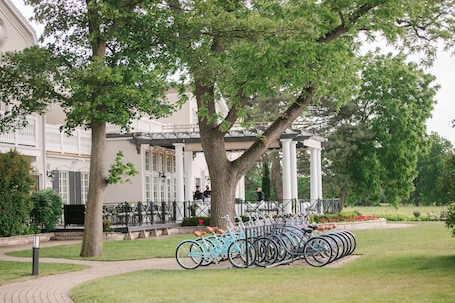 Ciclismo. Riverbend Inn and Vineyard
