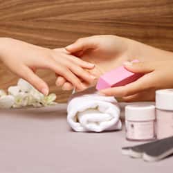 Sauna, hot tub, body treatments, aromatherapy, hot stone massages