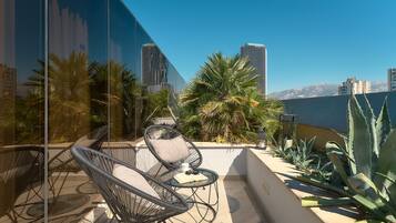 Luxury Suite | Terrace/patio