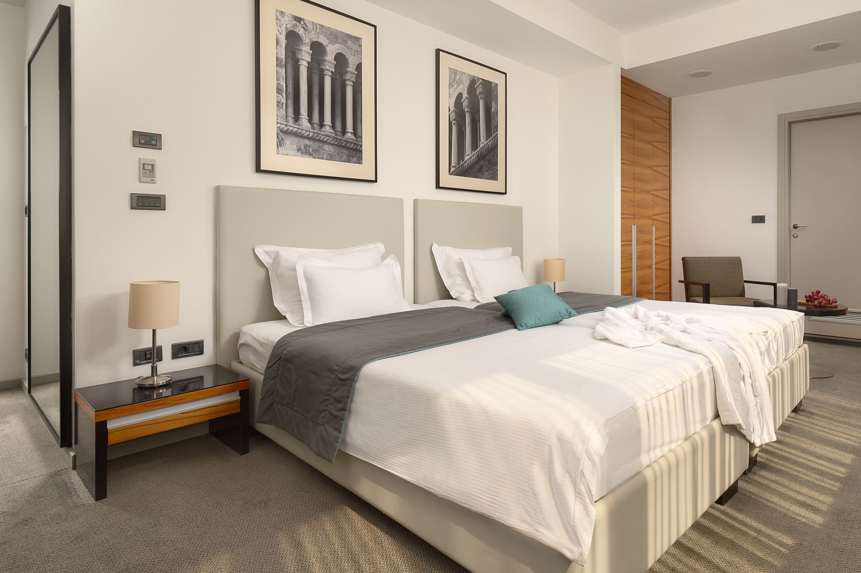 Photo - Hotel Atrium