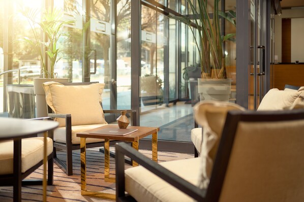 Sala de estar en el lobby