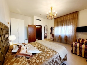 Junior Suite Elegance | Minibar, coffres-forts dans les chambres, bureau, Wi-Fi gratuit