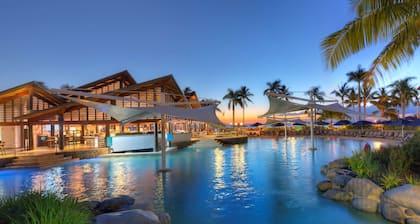 Radisson Blu Resort Fiji Denarau Island