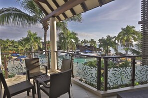 In-room business centre