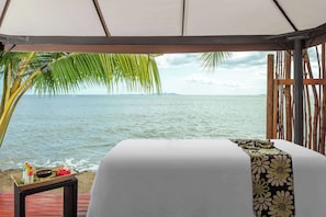 Couples treatment room(s), body treatments, aromatherapy - Radisson Blu Resort Fiji Denarau Island (Nadi)