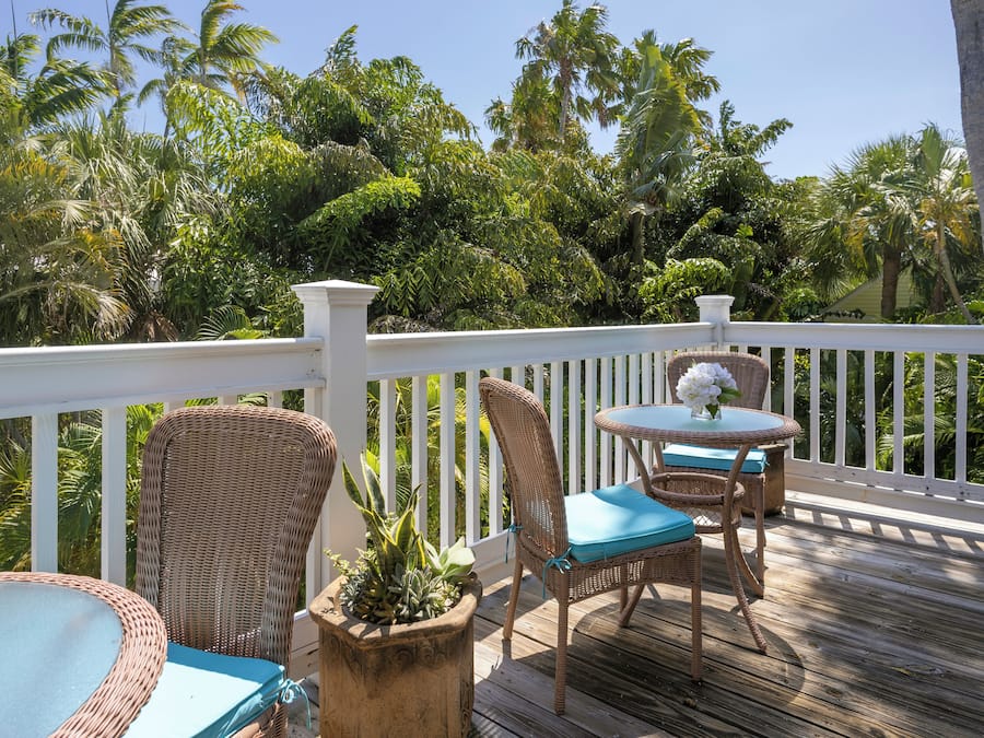 Premium bedding, iron/ironing board, free WiFi, bed sheets