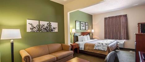 Desk, iron/ironing board, WiFi, bed sheets