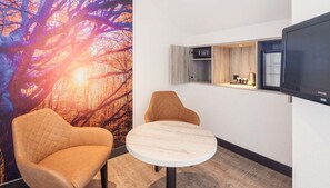 Standard Double Room | 1 bedroom, hypo-allergenic bedding, minibar, in-room safe
