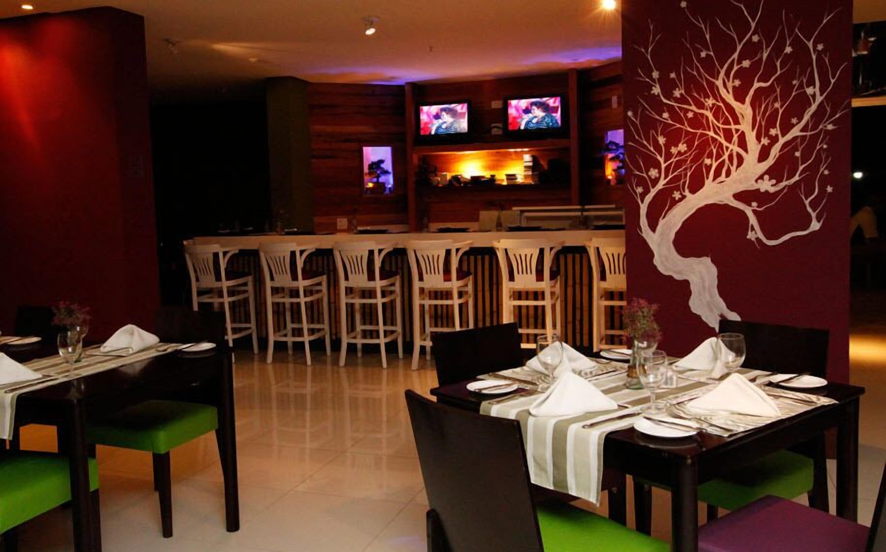 Breakfast, lunch, dinner served; Japanese cuisine 