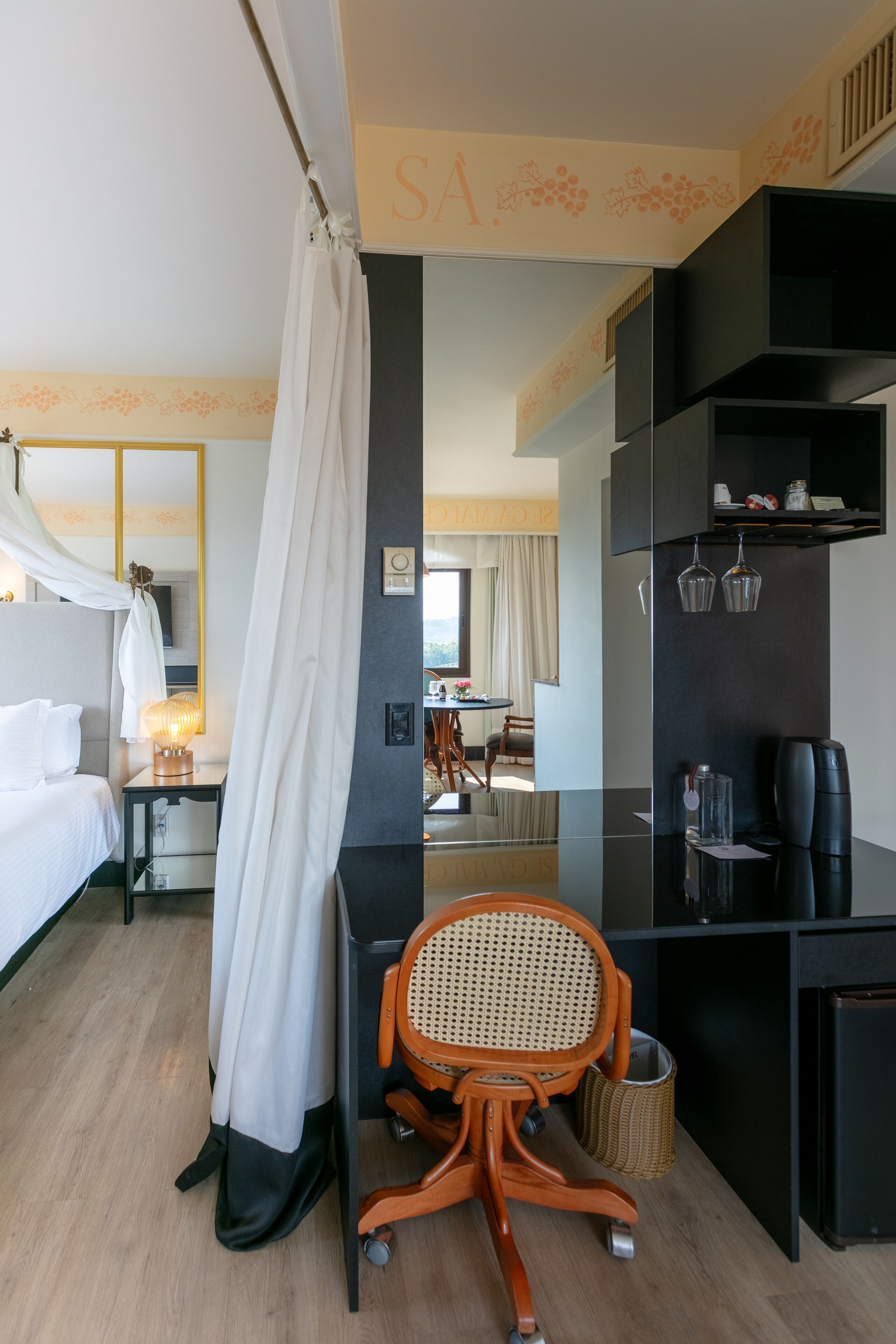 Suite Regia | Roupas de cama antialérgicas, camas com colchões pillow-top, frigobar