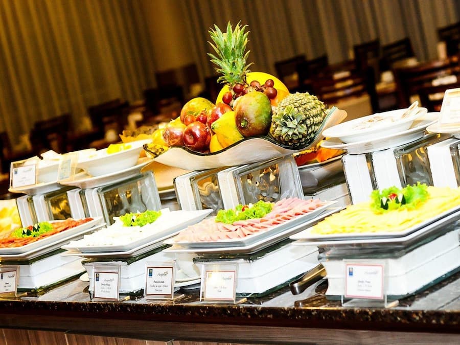 Desayuno completo incluido todos los días