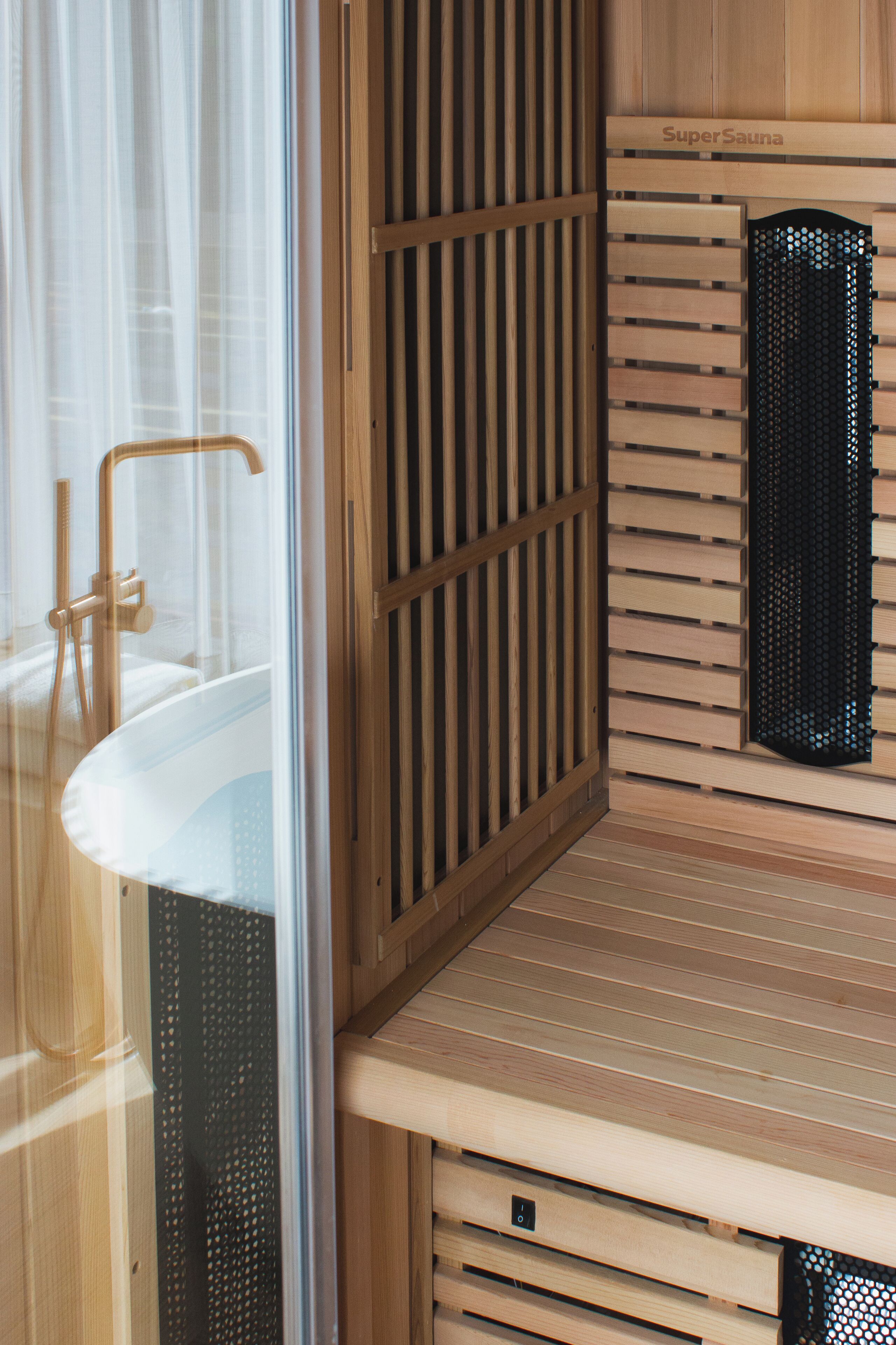Exclusive Sauna Suite with sunshower ( Including Spa Access)  | Pengeskab på værelset, skrivebord, gratis Wi-Fi, sengetøj