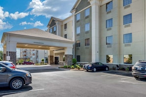 Exterior - Comfort Inn & Suites North Little Rock McCain Mall (North Little Rock)