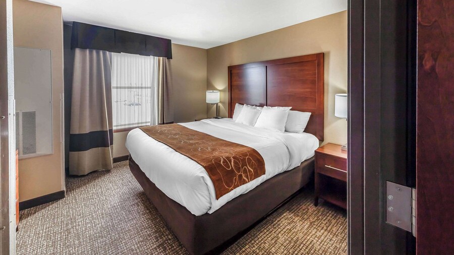 Comfort Suites Yukon - SW Oklahoma City